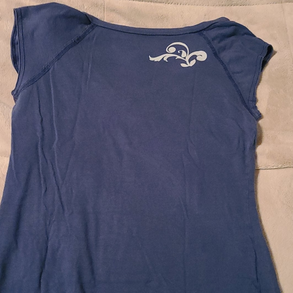 Shirt - Picture 2 of 2